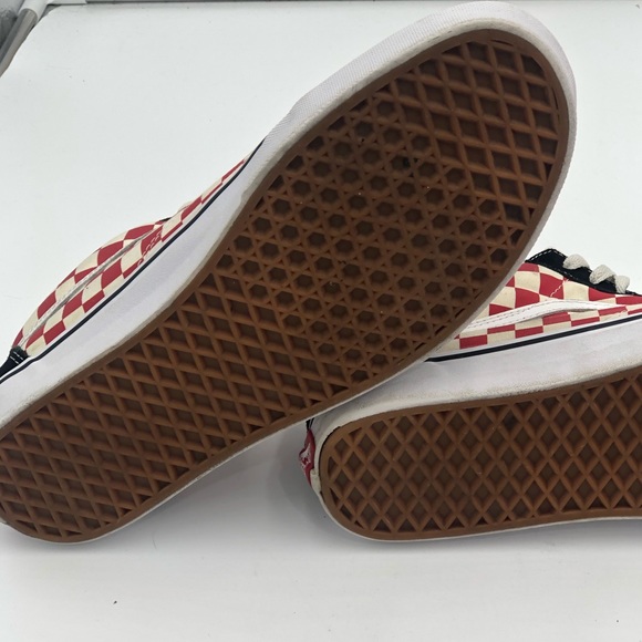 Vans men’s size sneakers red & white checkered - Picture 4 of 10